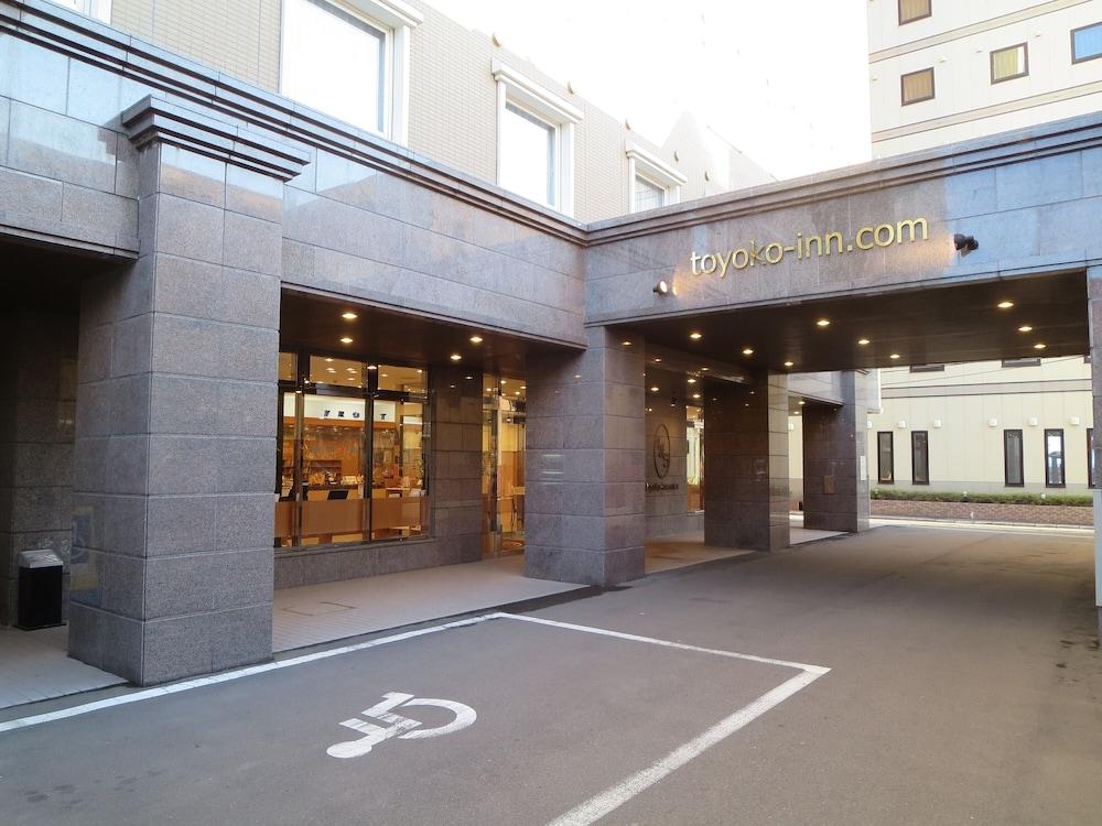 Toyoko Inn Aomori Ekimae Экстерьер фото